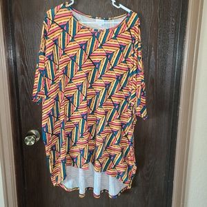 Lularoe top